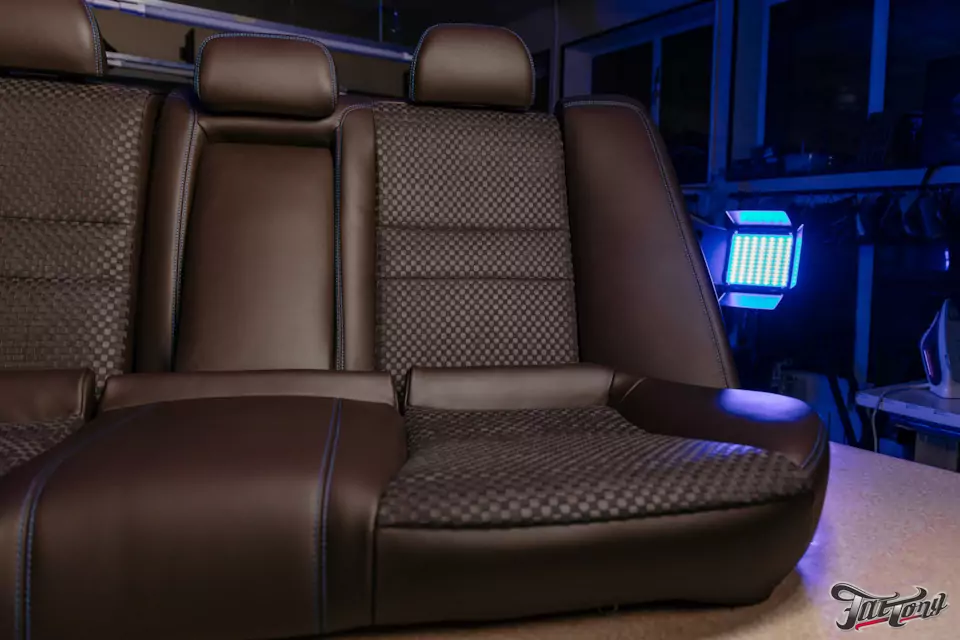 Перетяжка сидений Recaro для Honda Accord 7 в кожу и алькантару с плетением в стиле Bottega Veneta!